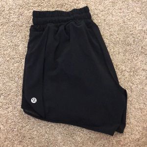 lululemon hotty hot shorts!!